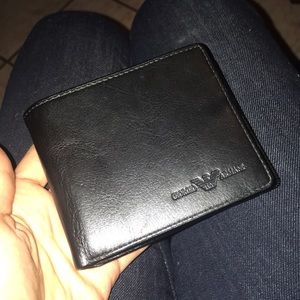 Giorgio Armani black leather wallet! 🖤